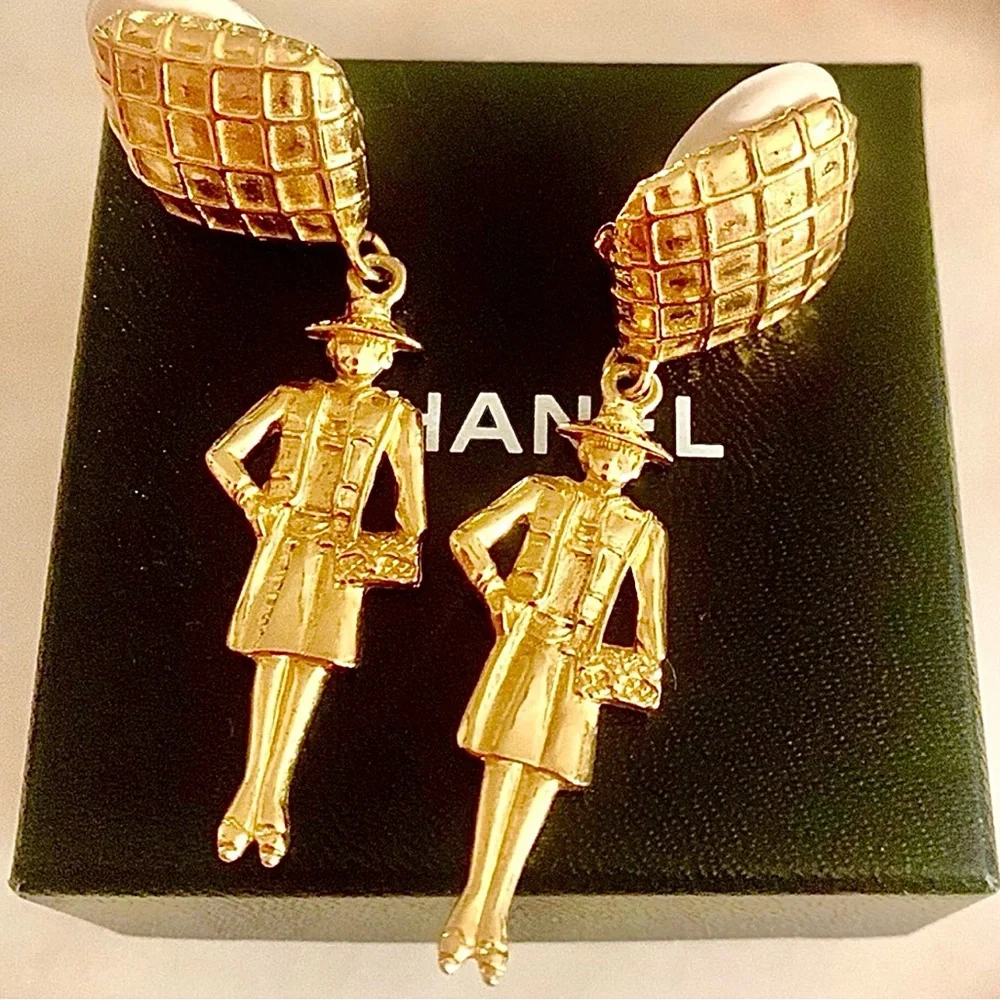 CHANEL Rare Madame Coco Drop Earrings Vintage